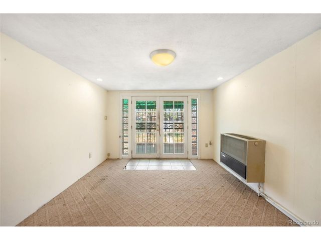 2815 Elm St, Denver, CO 80207