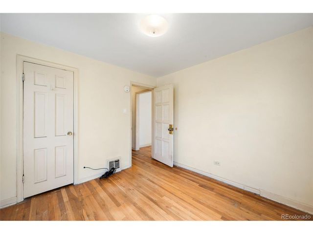 2815 Elm St, Denver, CO 80207