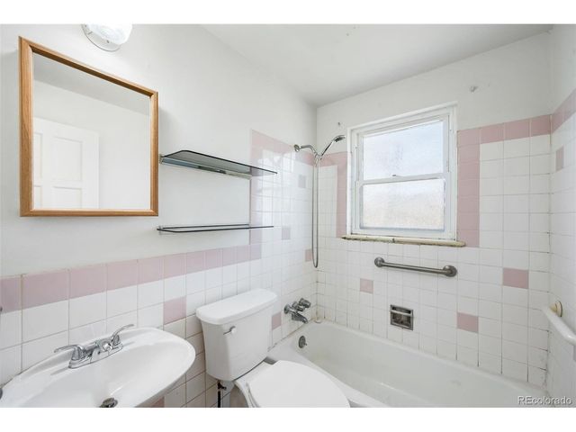 2815 Elm St, Denver, CO 80207