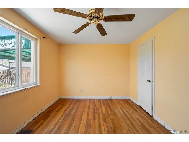 2815 Elm St, Denver, CO 80207