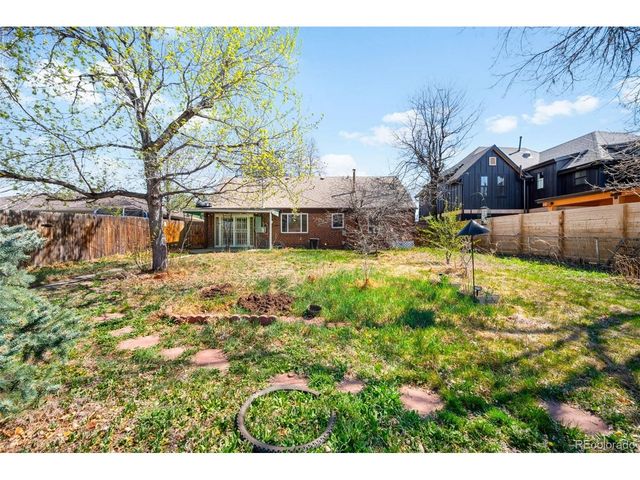 2815 Elm St, Denver, CO 80207