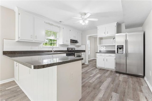 5 Longleaf CT, Hampton, VA 23666