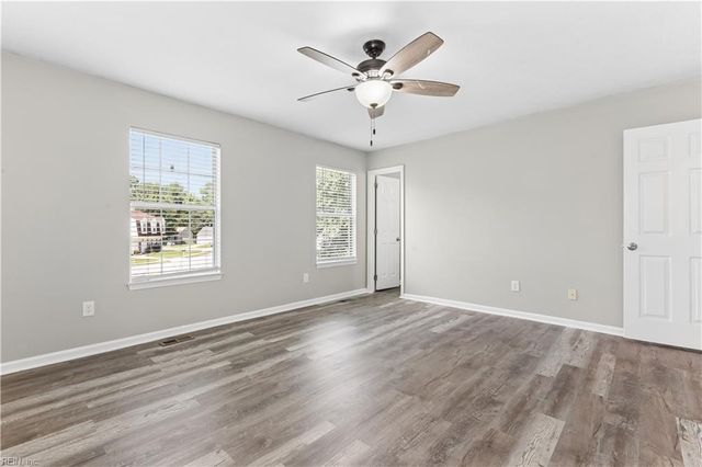 5 Longleaf CT, Hampton, VA 23666