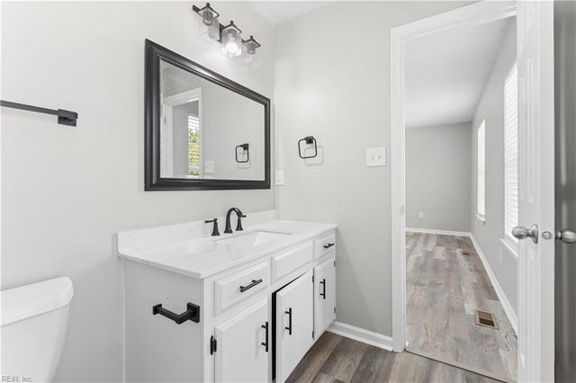 5 Longleaf CT, Hampton, VA 23666