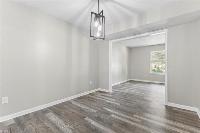 5 Longleaf CT, Hampton, VA 23666