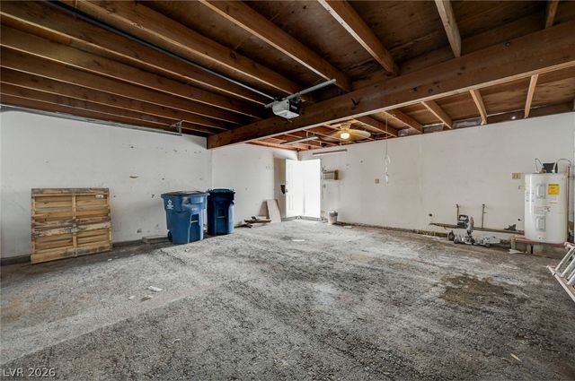 571 Greenbriar Townhouse Way, Las Vegas, NV 89121
