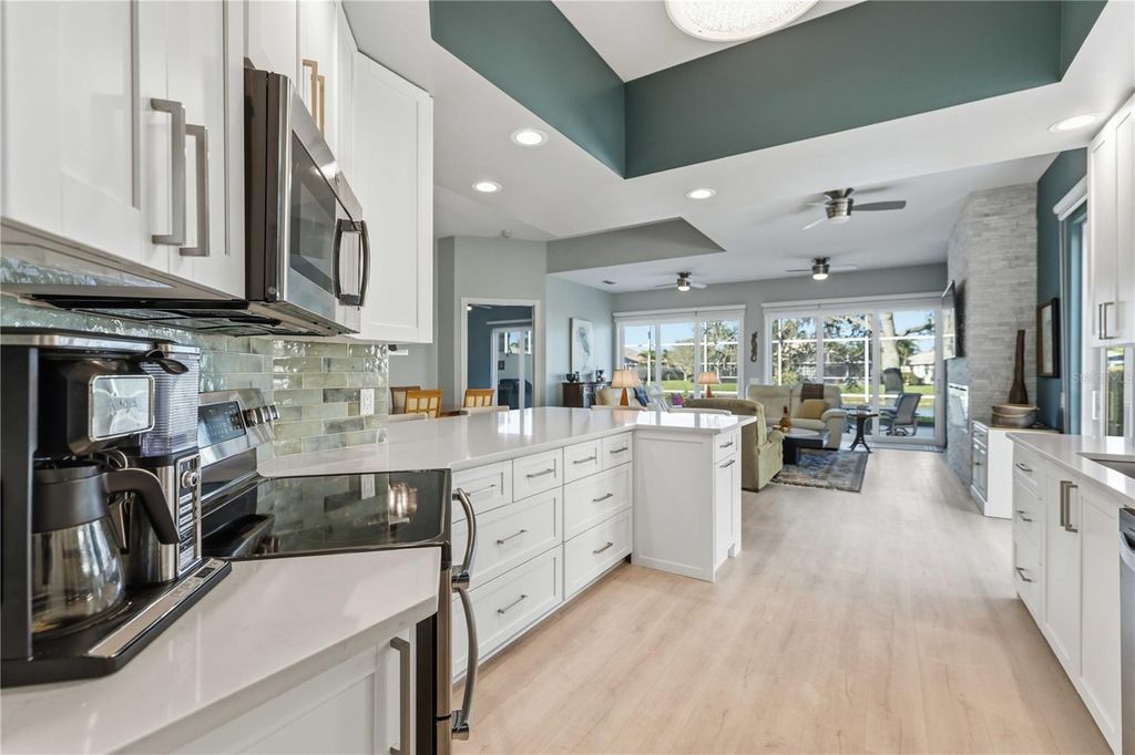 Image 23 of property listing at 5696 FERRARA DRIVE, Sarasota, FL 34238