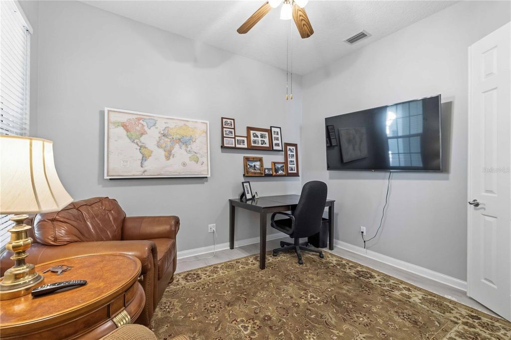 Image 28 of property listing at 5696 FERRARA DRIVE, Sarasota, FL 34238