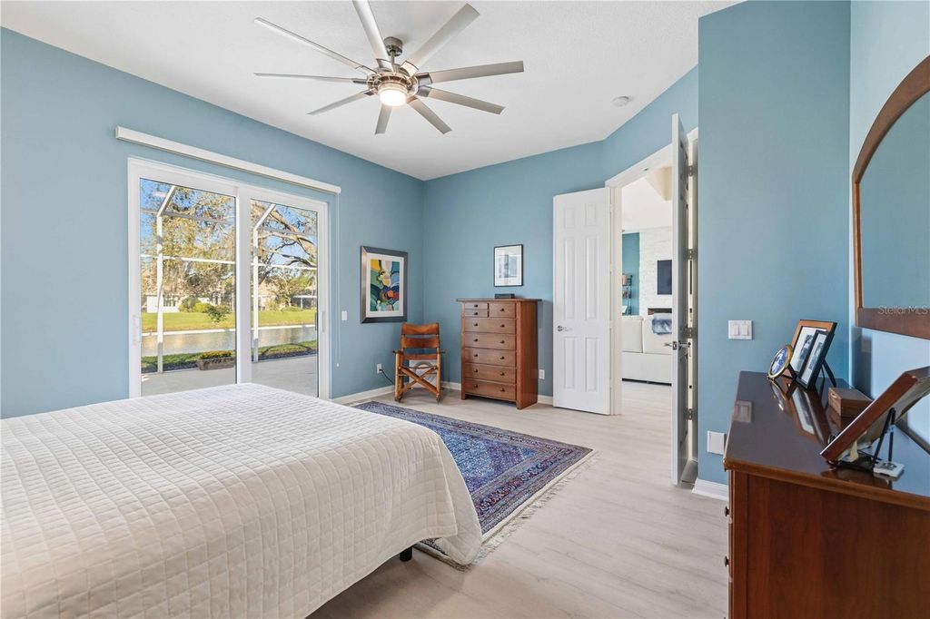 Image 38 of property listing at 5696 FERRARA DRIVE, Sarasota, FL 34238