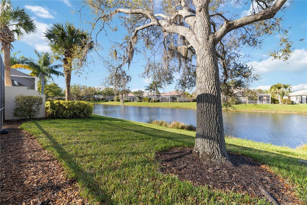 Image 47 of property listing at 5696 FERRARA DRIVE, Sarasota, FL 34238