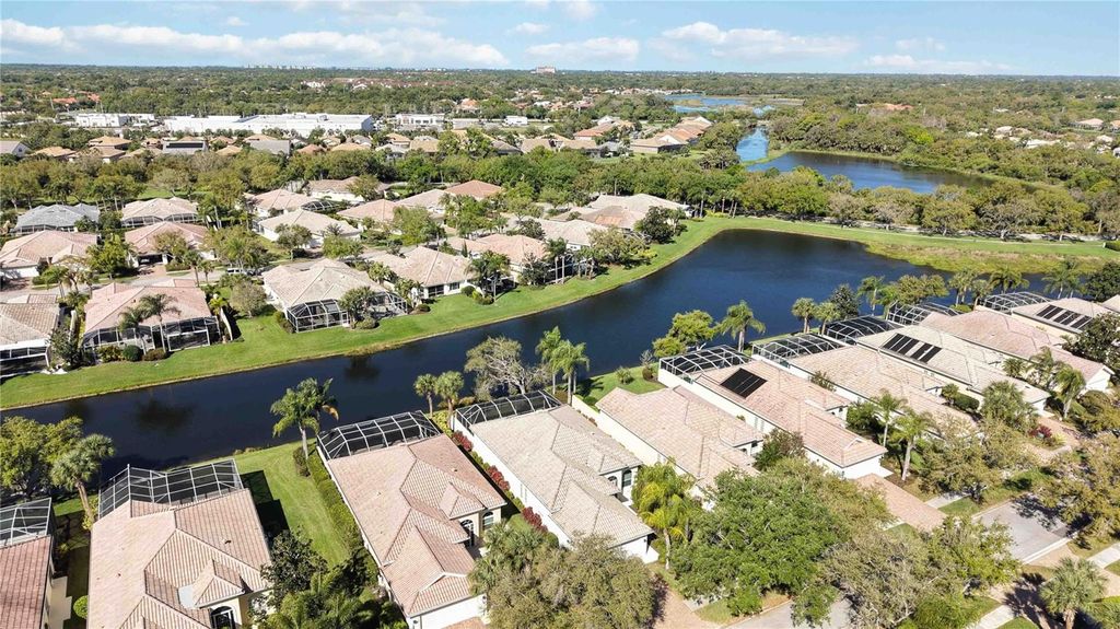 Image 51 of property listing at 5696 FERRARA DRIVE, Sarasota, FL 34238