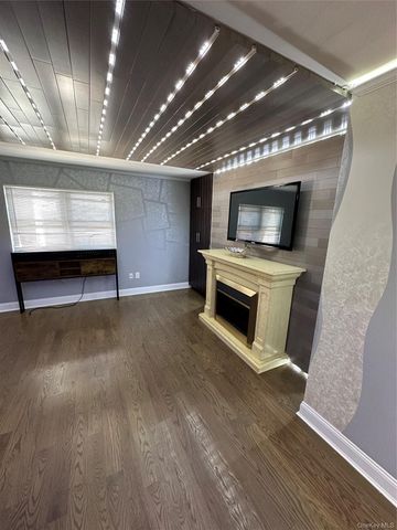 137-12 167th Street 2A, Jamaica, NY 11434