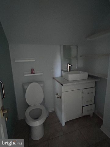 3300 WHITE AVE, Baltimore, MD 21214