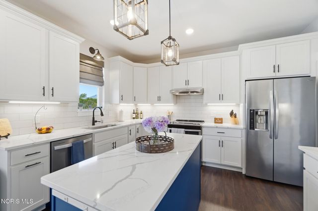 973 Heather Court, Bowling Green, OH 43402
