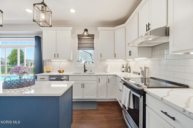 973 Heather Court, Bowling Green, OH 43402