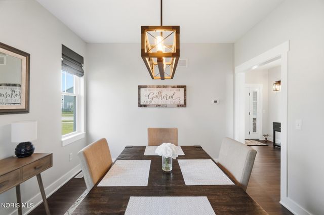 973 Heather Court, Bowling Green, OH 43402