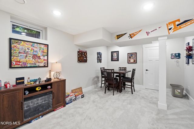973 Heather Court, Bowling Green, OH 43402