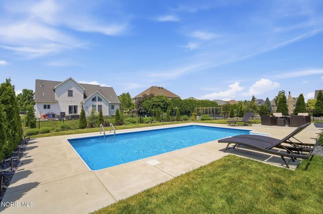 973 Heather Court, Bowling Green, OH 43402