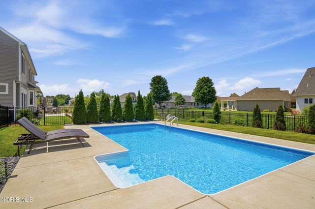 973 Heather Court, Bowling Green, OH 43402