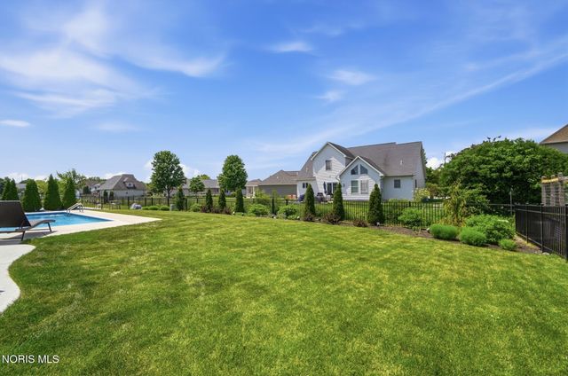 973 Heather Court, Bowling Green, OH 43402