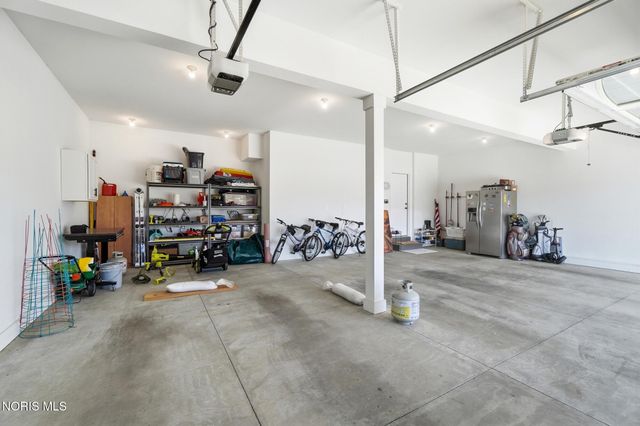 973 Heather Court, Bowling Green, OH 43402