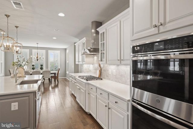 1103 THEMIS ST SE, Leesburg, VA 20175
