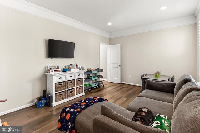 1103 THEMIS ST SE, Leesburg, VA 20175