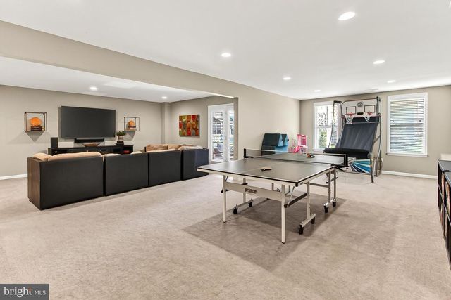 1103 THEMIS ST SE, Leesburg, VA 20175