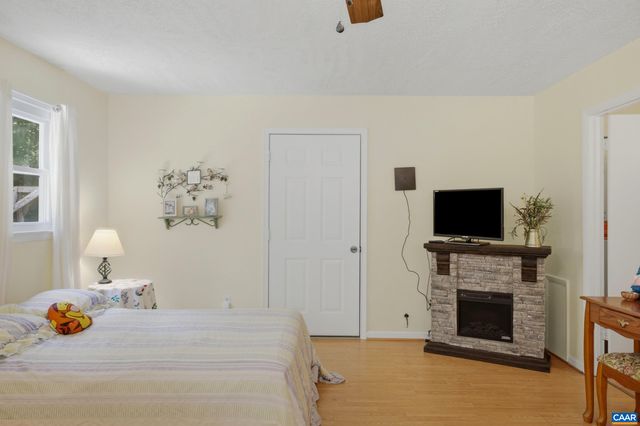 4175 CEDAR PLAINS RD, Sandy Hook, VA 23153