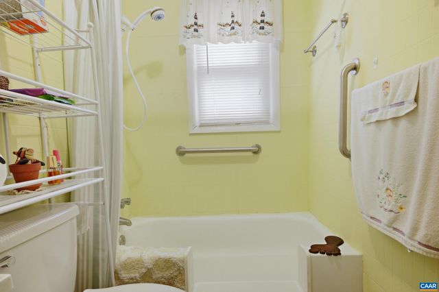 4175 CEDAR PLAINS RD, Sandy Hook, VA 23153