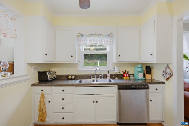 4175 CEDAR PLAINS RD, Sandy Hook, VA 23153