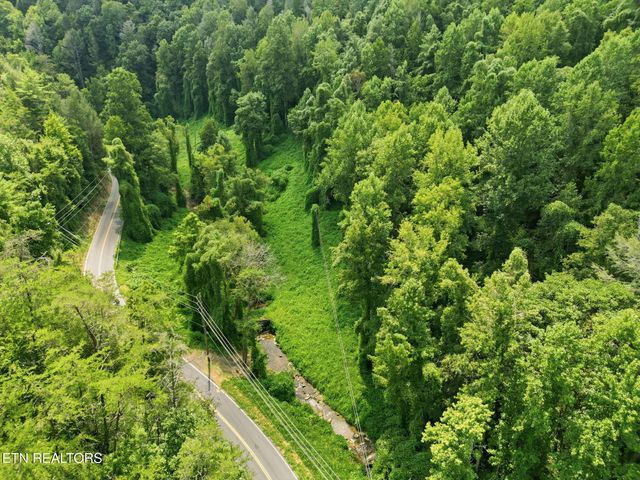 3910 Wilhite Rd, Sevierville, TN 37876
