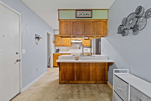 308 N Taylor St., Gladewater, TX 75647