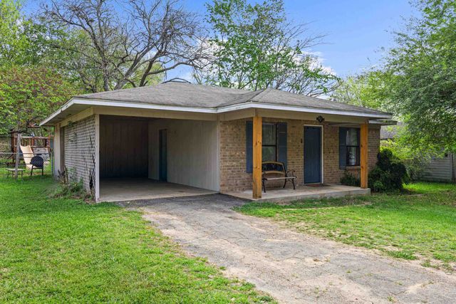 308 N Taylor St., Gladewater, TX 75647