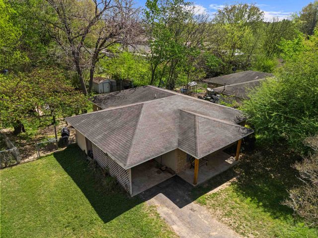 308 N Taylor St., Gladewater, TX 75647