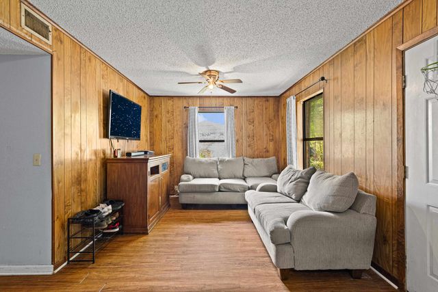 308 N Taylor St., Gladewater, TX 75647