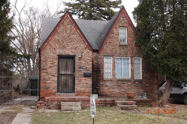 11646 Glastonbury Avenue, Detroit, MI 48228