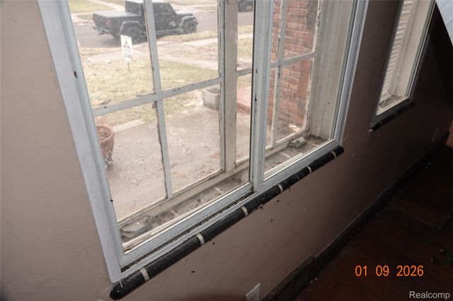 11646 Glastonbury Avenue, Detroit, MI 48228