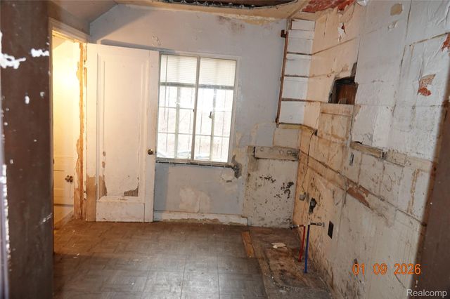 11646 Glastonbury Avenue, Detroit, MI 48228