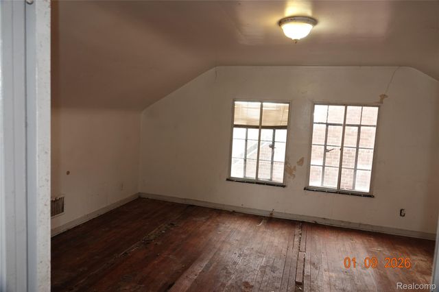 11646 Glastonbury Avenue, Detroit, MI 48228