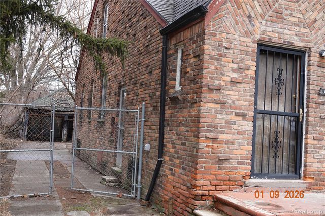 11646 Glastonbury Avenue, Detroit, MI 48228