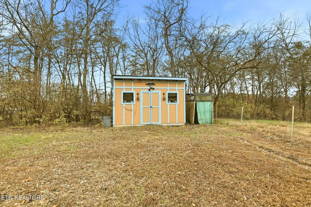 10310 Stiles Lane, Kodak, TN 37764