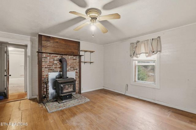 10310 Stiles Lane, Kodak, TN 37764