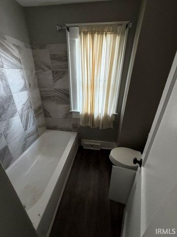 1705 24 Street, Bedford, IN 47421