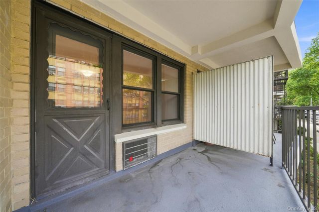 1874 Pelham Pkway S 2N, Bronx, NY 10461