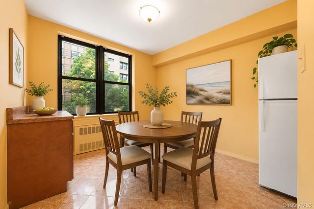 1874 Pelham Pkway S 2N, Bronx, NY 10461