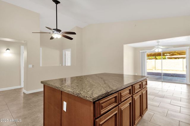 3236 W LONE CACTUS Drive, Phoenix, AZ 85027