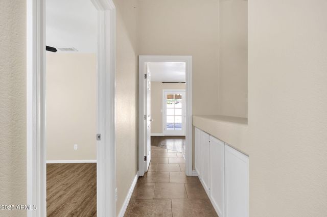 3236 W LONE CACTUS Drive, Phoenix, AZ 85027