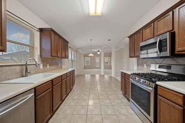 115 Plumbago CV, Buda, TX 78610