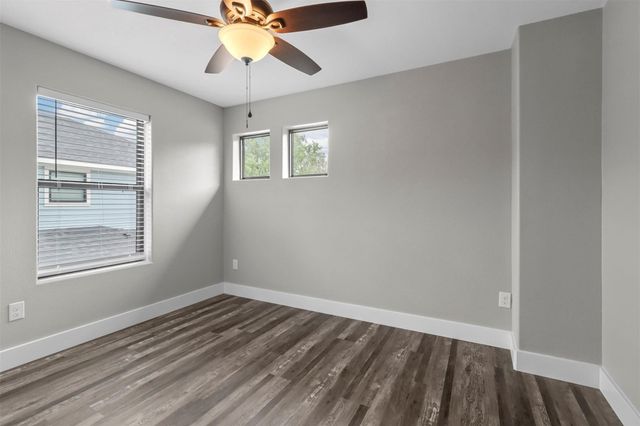 1401 S 5th Avenue 1401, Denison, TX 75021